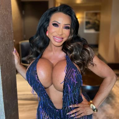 Ava Devine