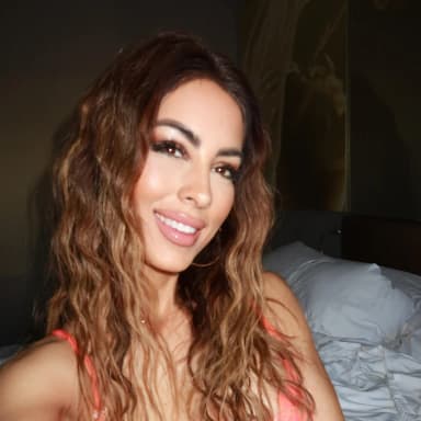 Ali Lee