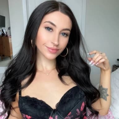Maddie Belle